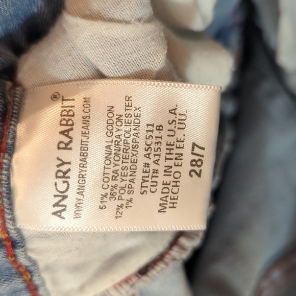 Light wash distressed skinny ankle jeans w/ stretch & raw hem, Angry Rabbit 28" - Picture 6 of 7